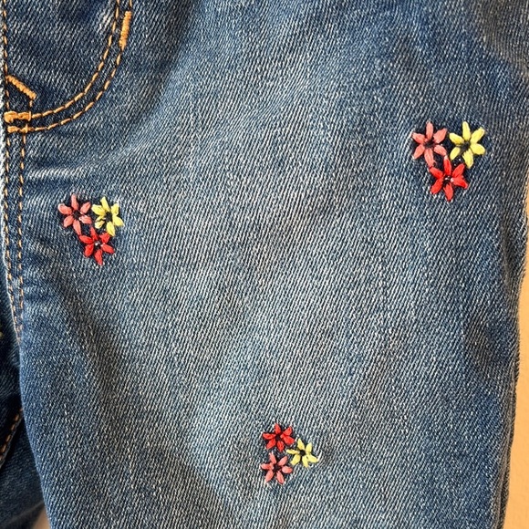 GAP Blue Jeans with Star Patterns - Picture 2 of 3